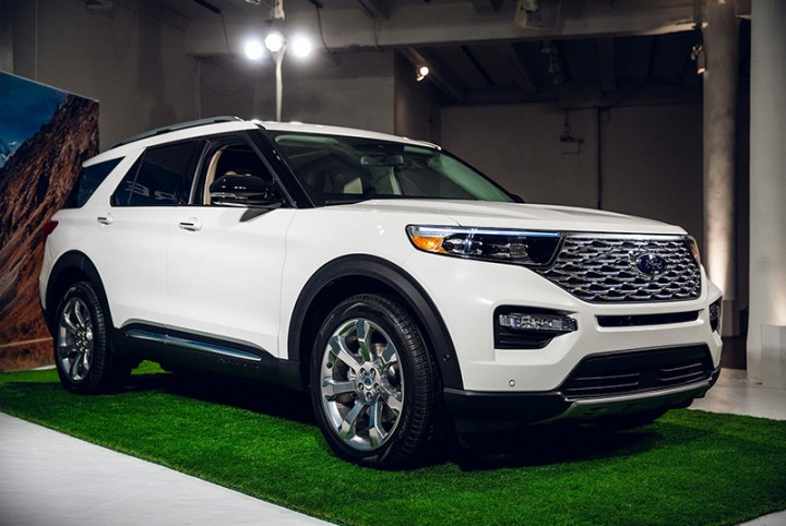 Ford Explorer 2021 - 01